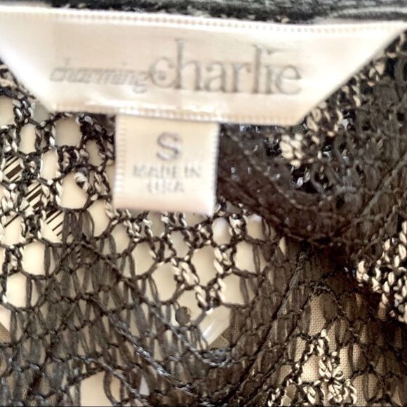 Charming Charlie Gray & White Chevron Print Kimono Size Small - Picture 10 of 11